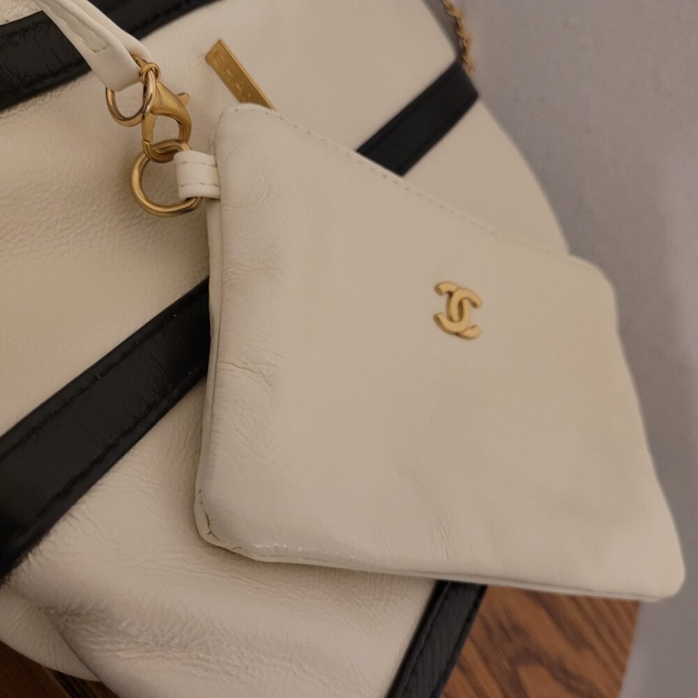 Chanel Cross-body Bag - Picture 11 of 14